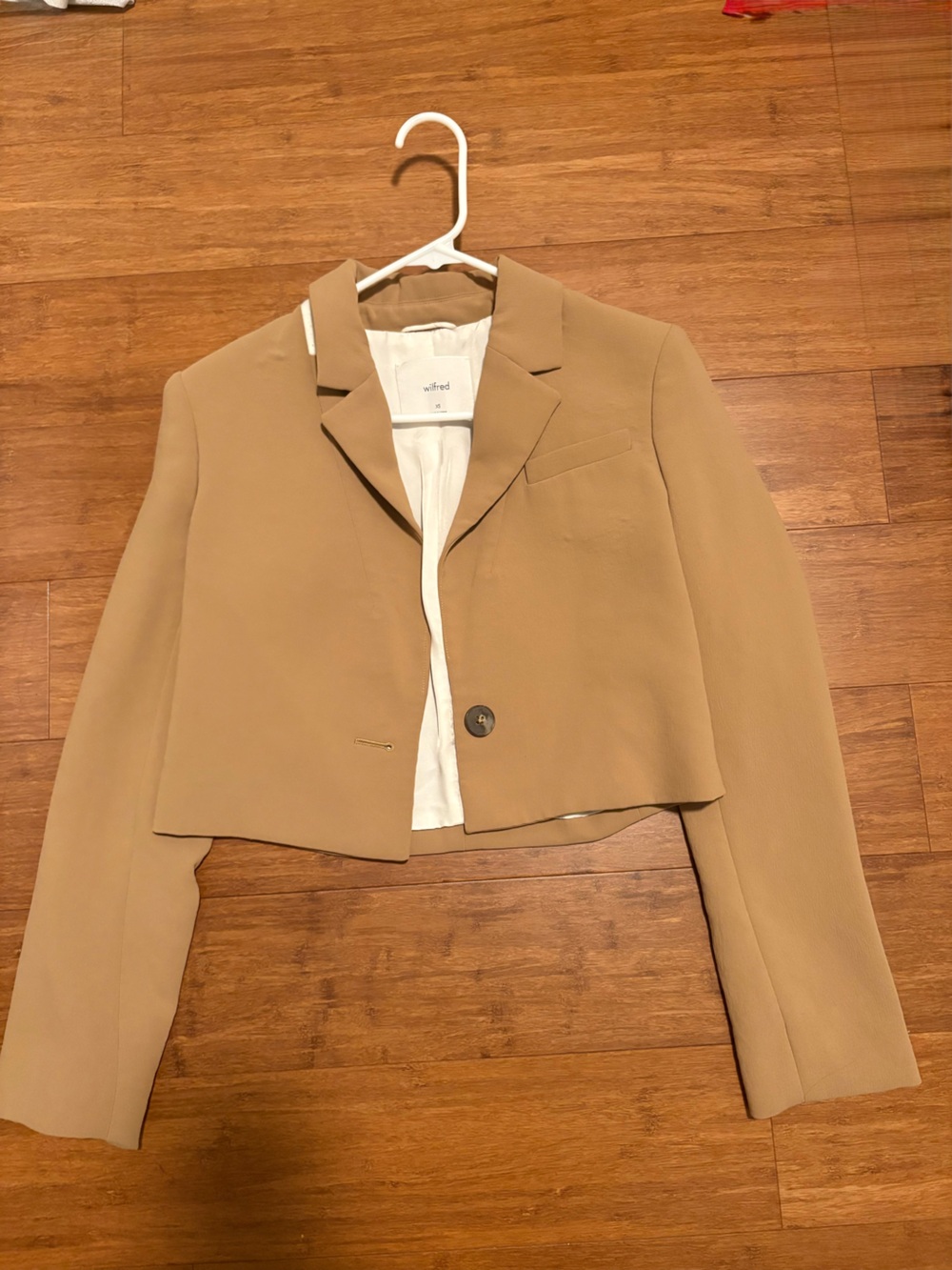 Aritzia Wilfred Single-Button Tailored Blazer